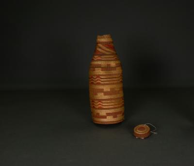 Bottle with lid (root weave)